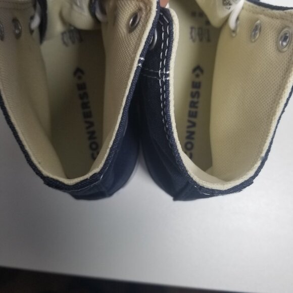 NWOB Converse Chuck Taylor All Star Youth Unisex Navy High Top Sneakers Sz 2 - Picture 5 of 9